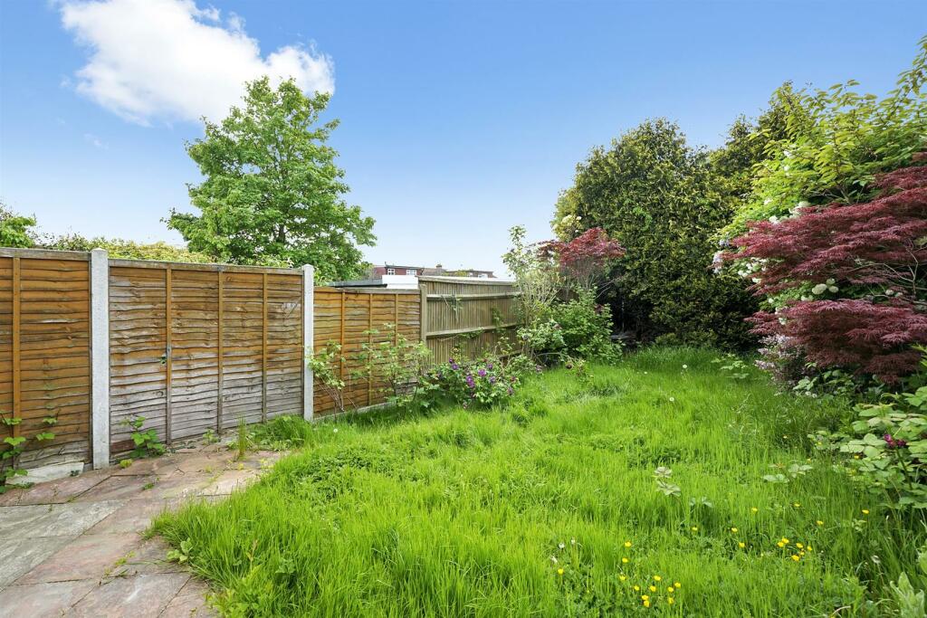 39 Elm Way - exZHtSNacqnYjF6TW7zh.jpg
