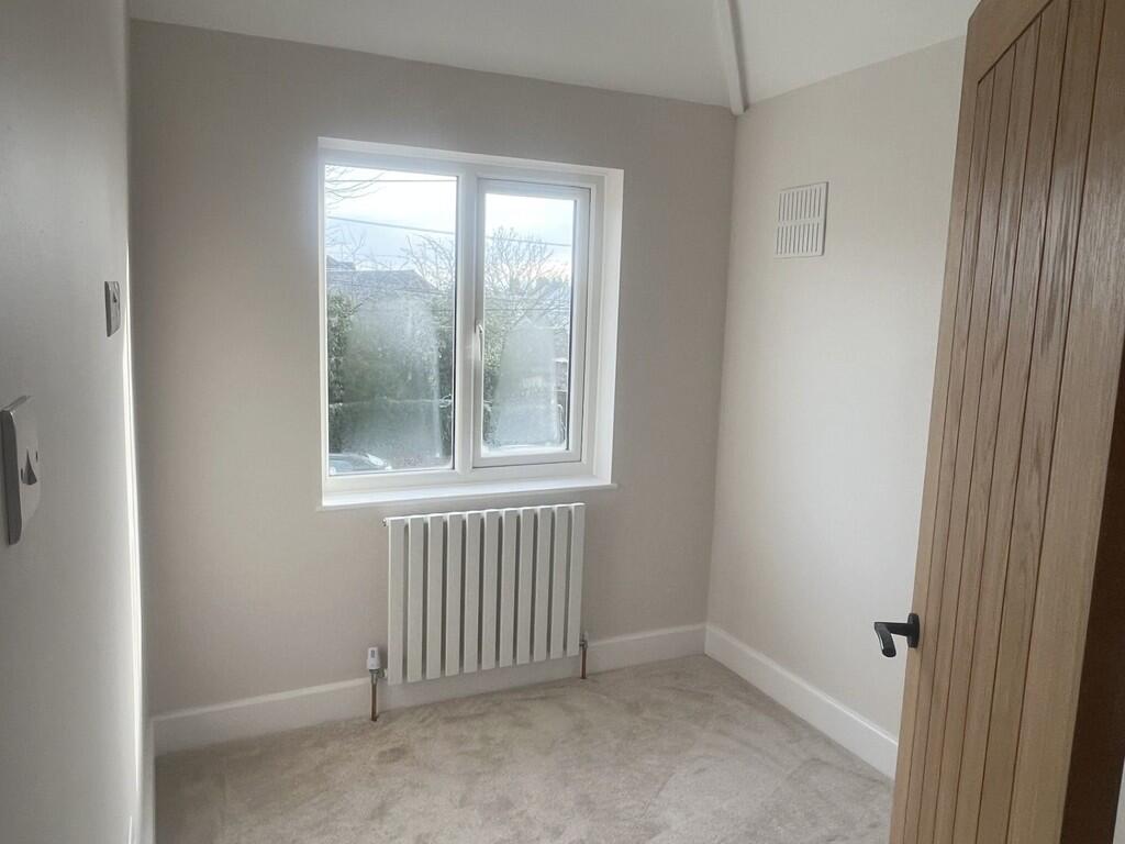 Bedroom 2 light