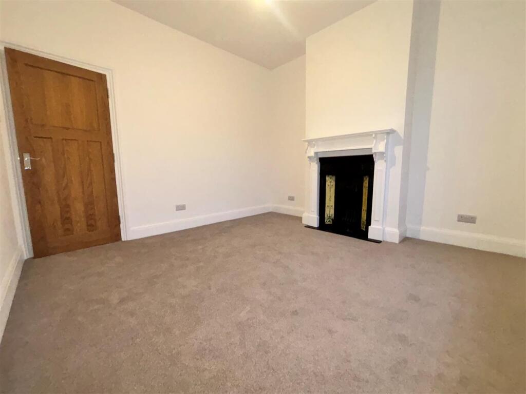 RECEPTION.jpg