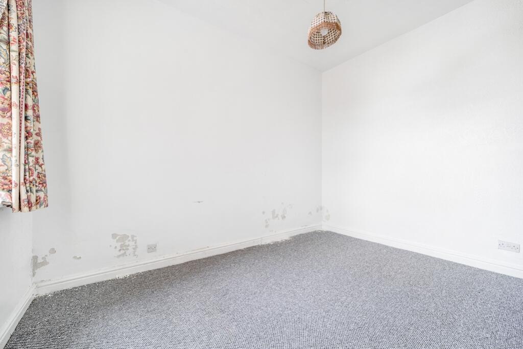 33 Ida Road (Skegness)-21