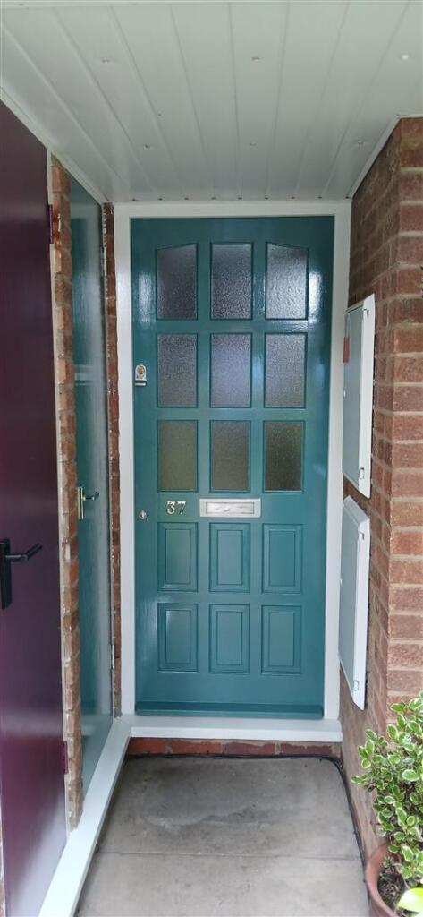 LANDLORD PHOTO - FRONT DOOR.jpg