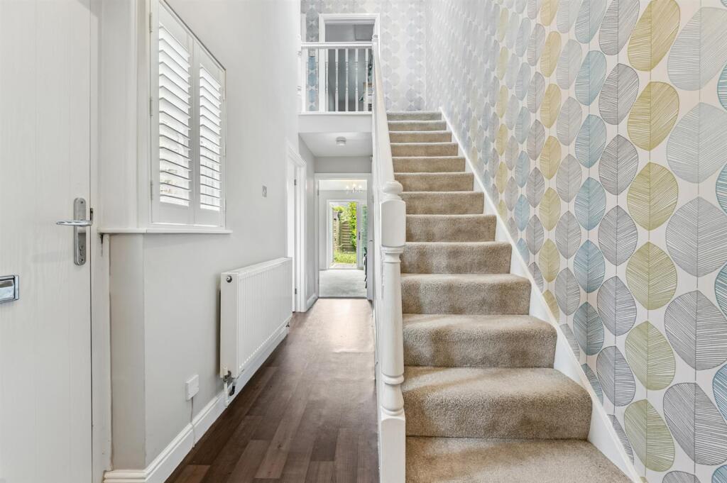 Saxton Mee 8 Fidler Close 0013.jpg