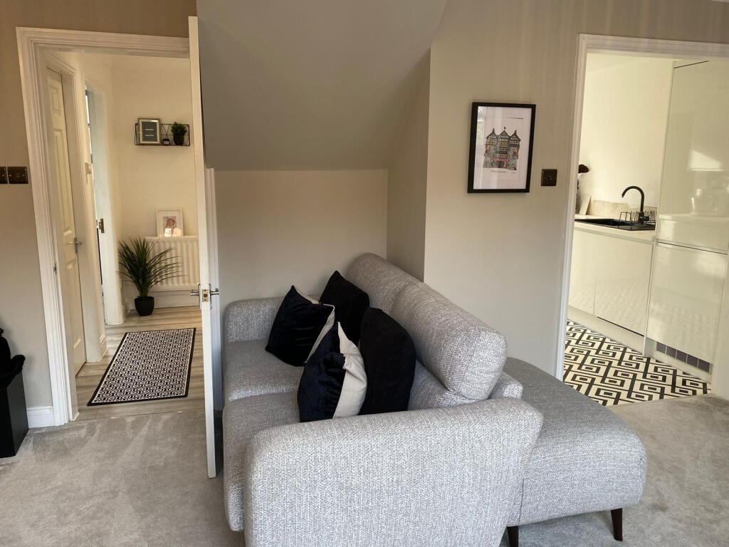 Kitchen / Living Room