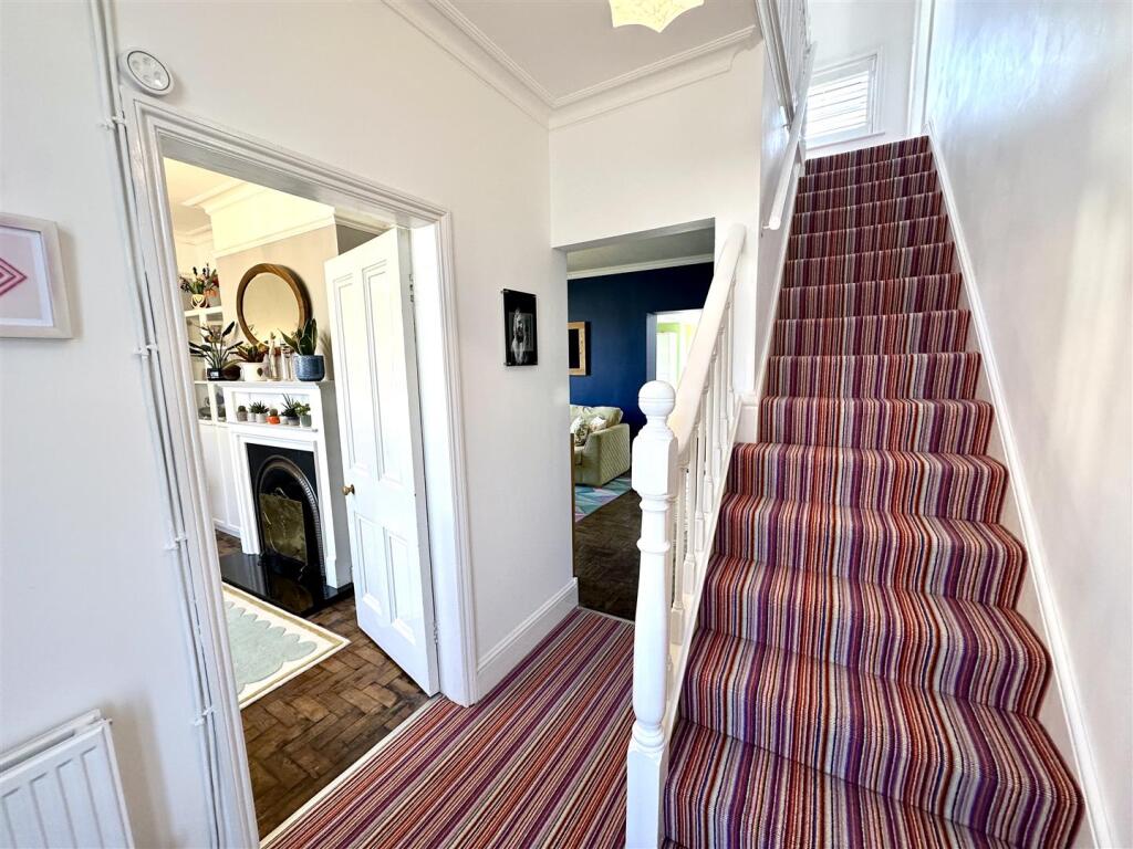FIRST FLOOR STAIRS AND LANDING