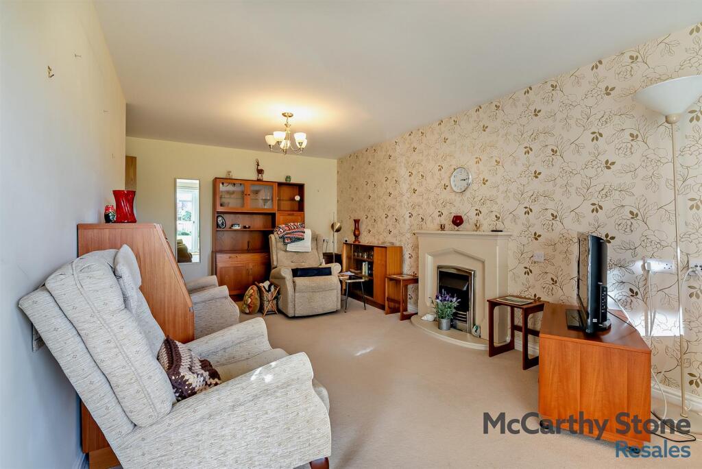 8637664-interior12-800.jpg
