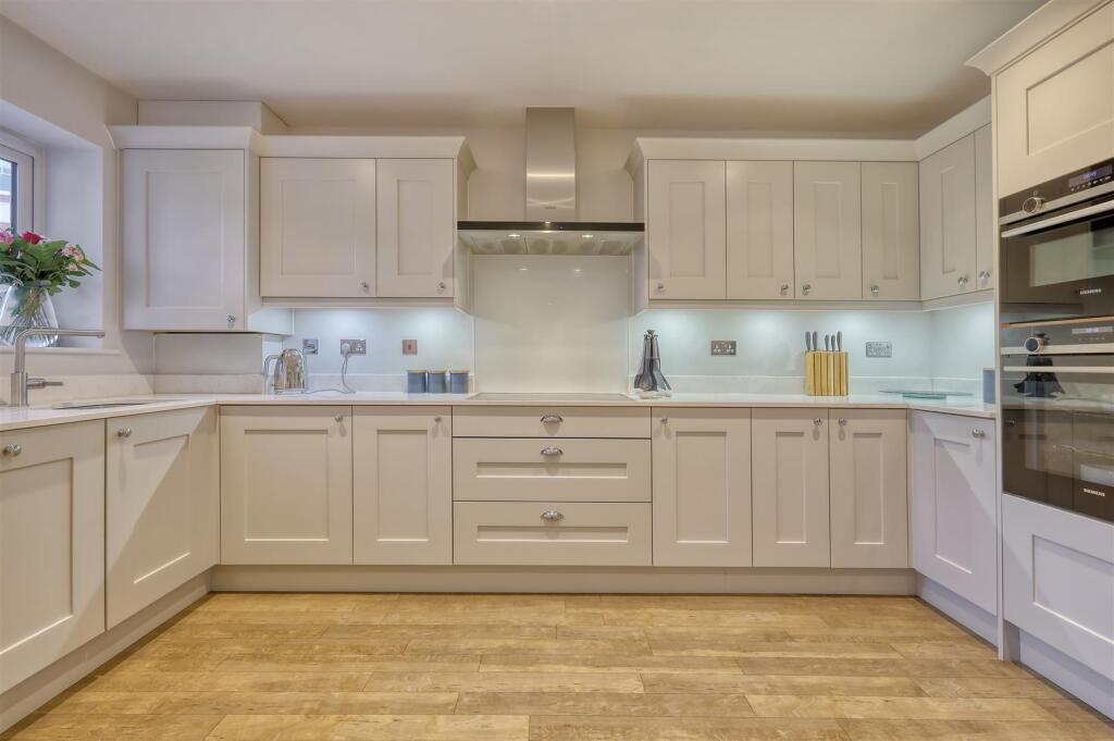 img_4745_1 copy 2.jpg