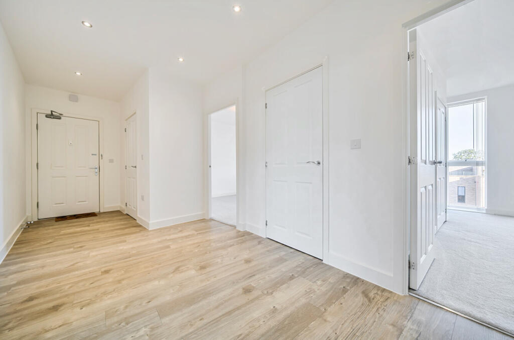 1346059-16-68baaa...