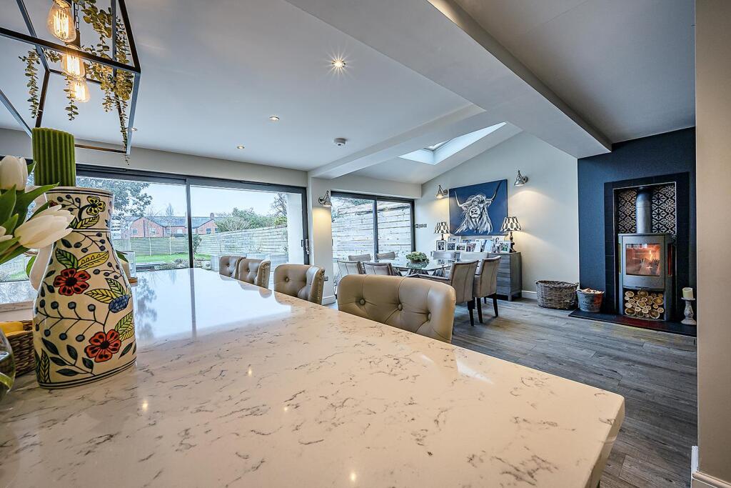 22MilvtnRdKnwKt9s copy.jpg