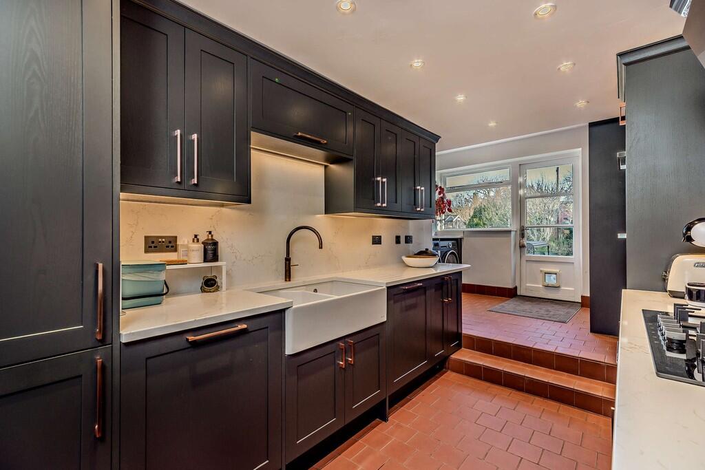 8671665-interior0...