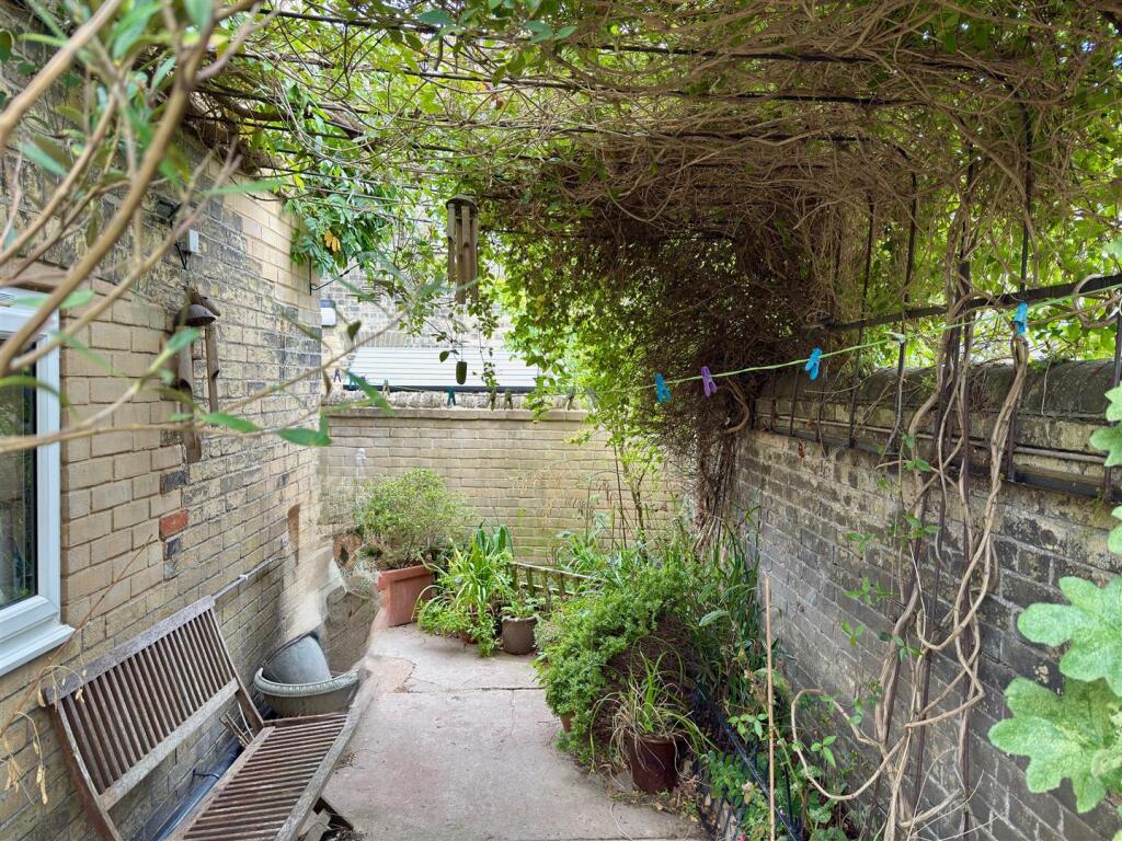 COURTYARD.jpg