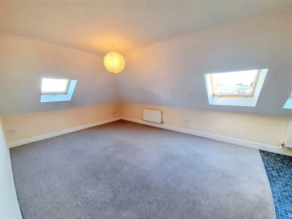 Living area new.jpg