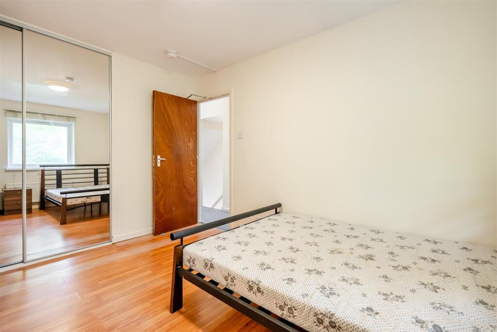 Bed 3-interior14.jpg