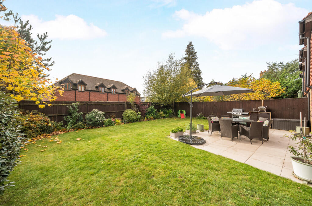 1363477-4-6903506...