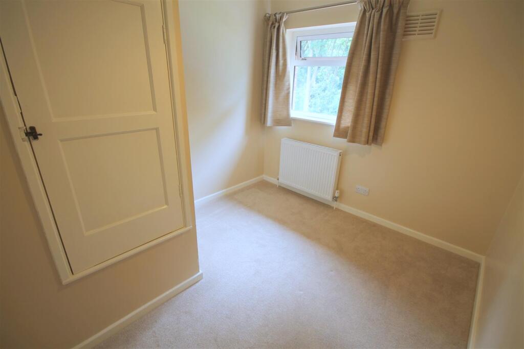 SR Bedroom 3.JPG