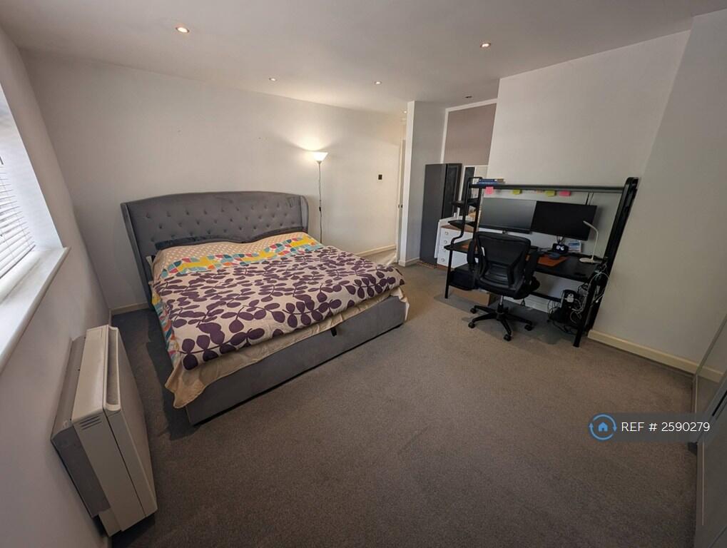 Double Bedroom 1