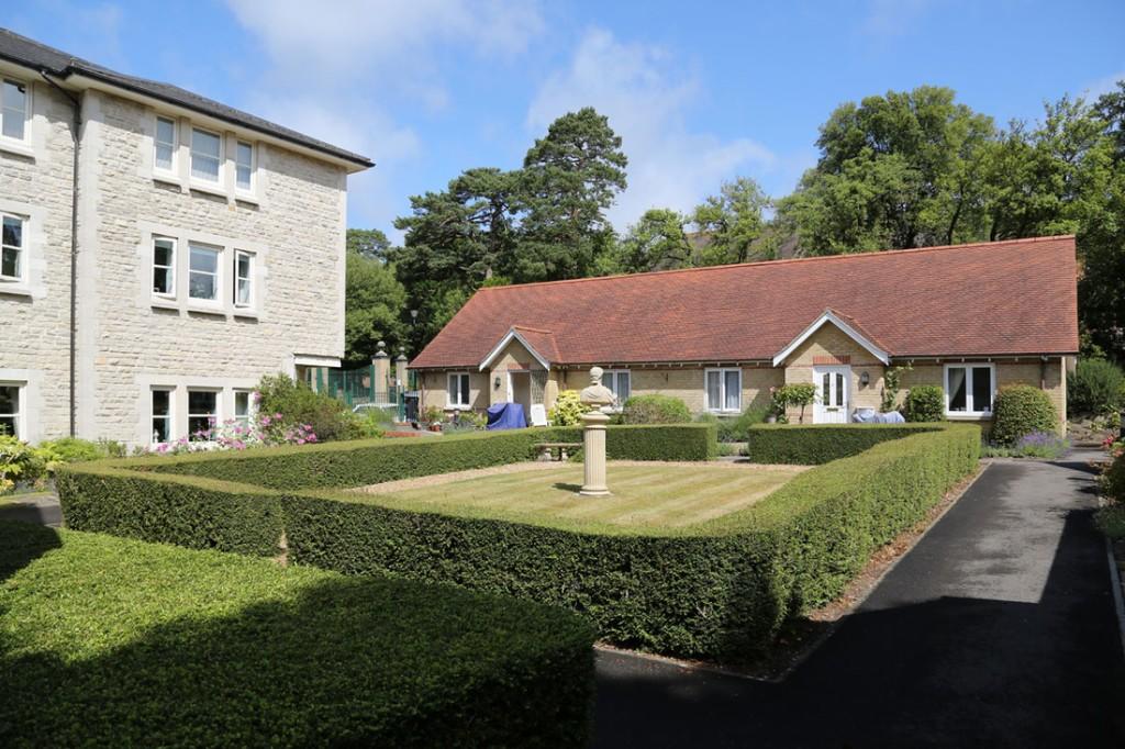 Brompton Court