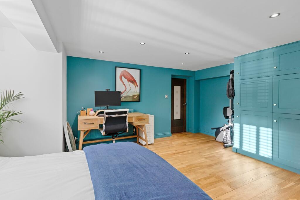 Office/Occasional Bedroom