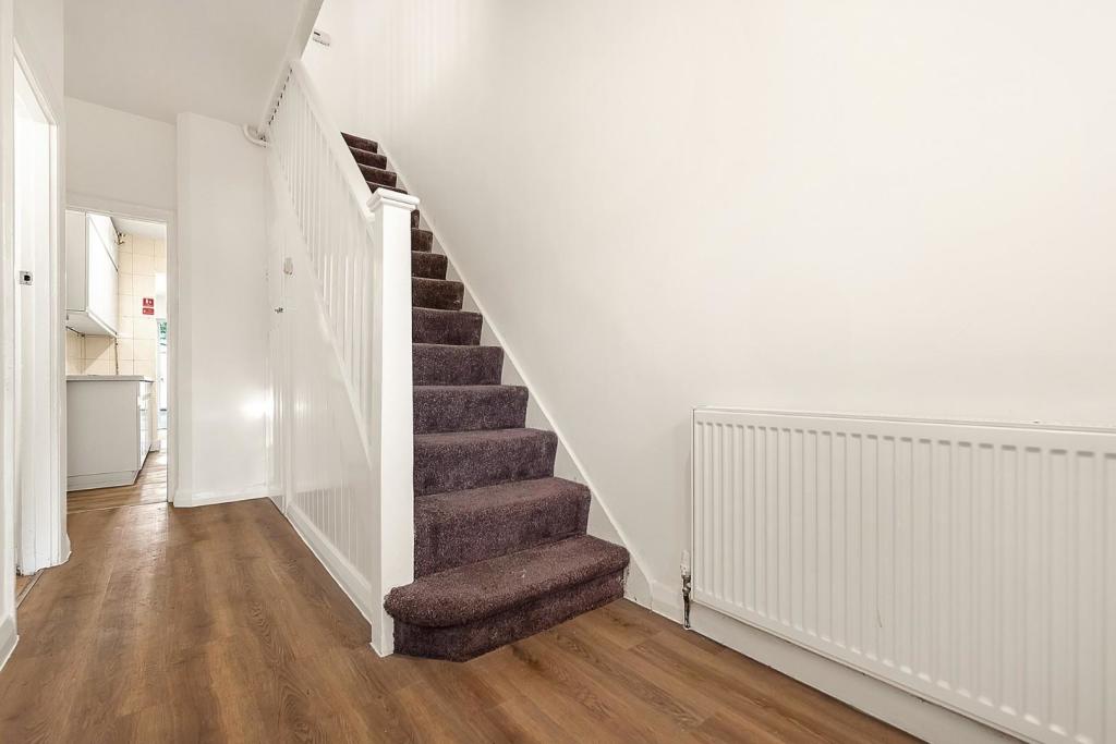 Hallway.jpg