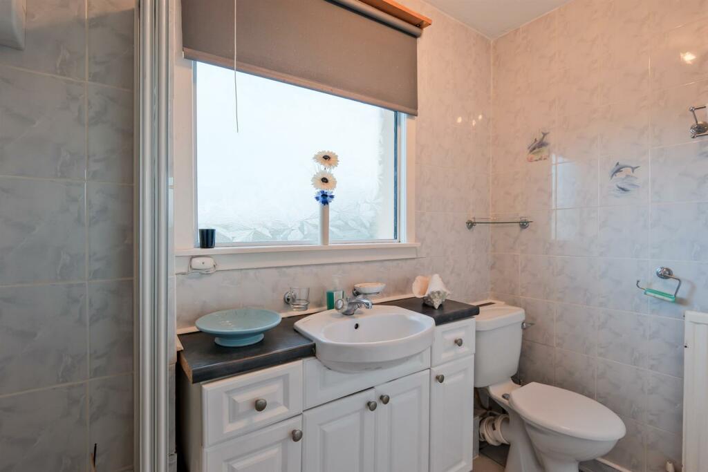 022-35 Greenfield Road, Carluke, ML85DA.jpg