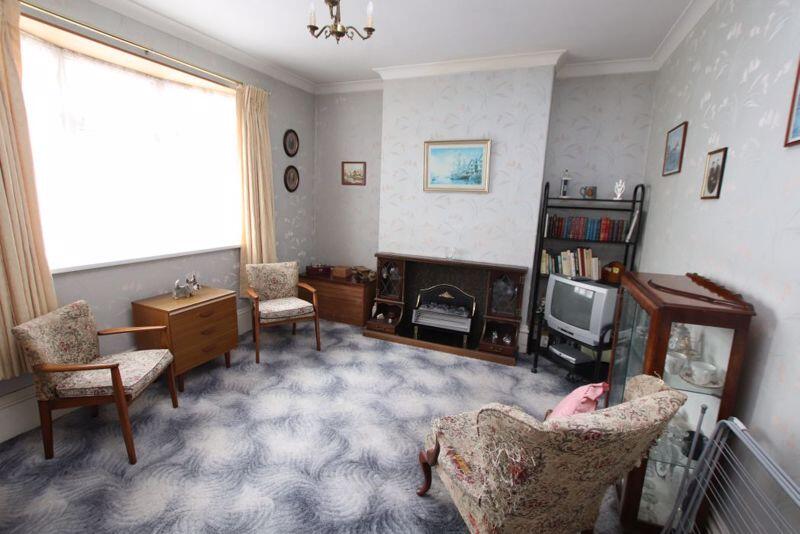 Bed room / sitting room