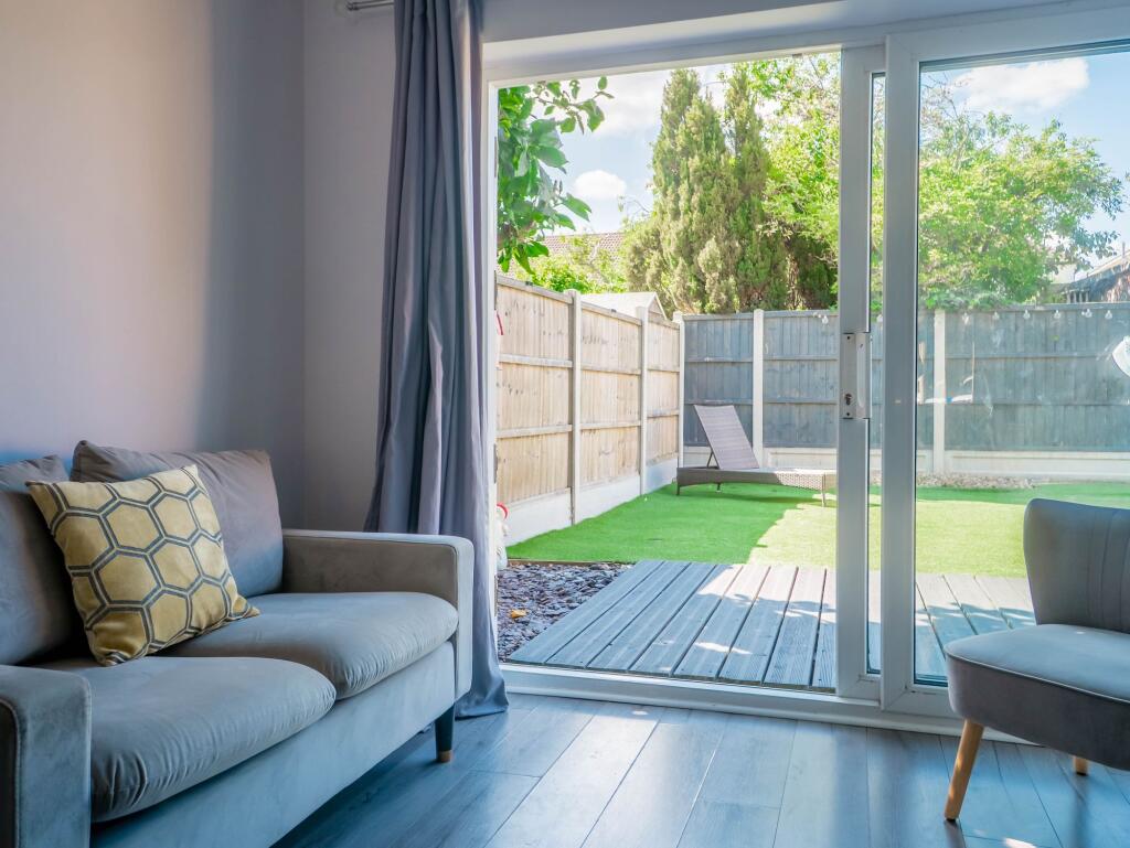 Living Room/Dining Room