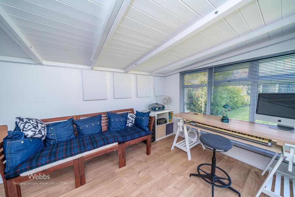 © Webbs Estate Agents © (190 of 313).jpg