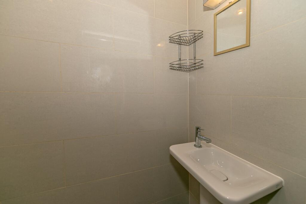 Bedroom 1 Ensuite