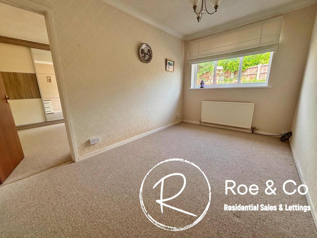Bedroom 2/dining room