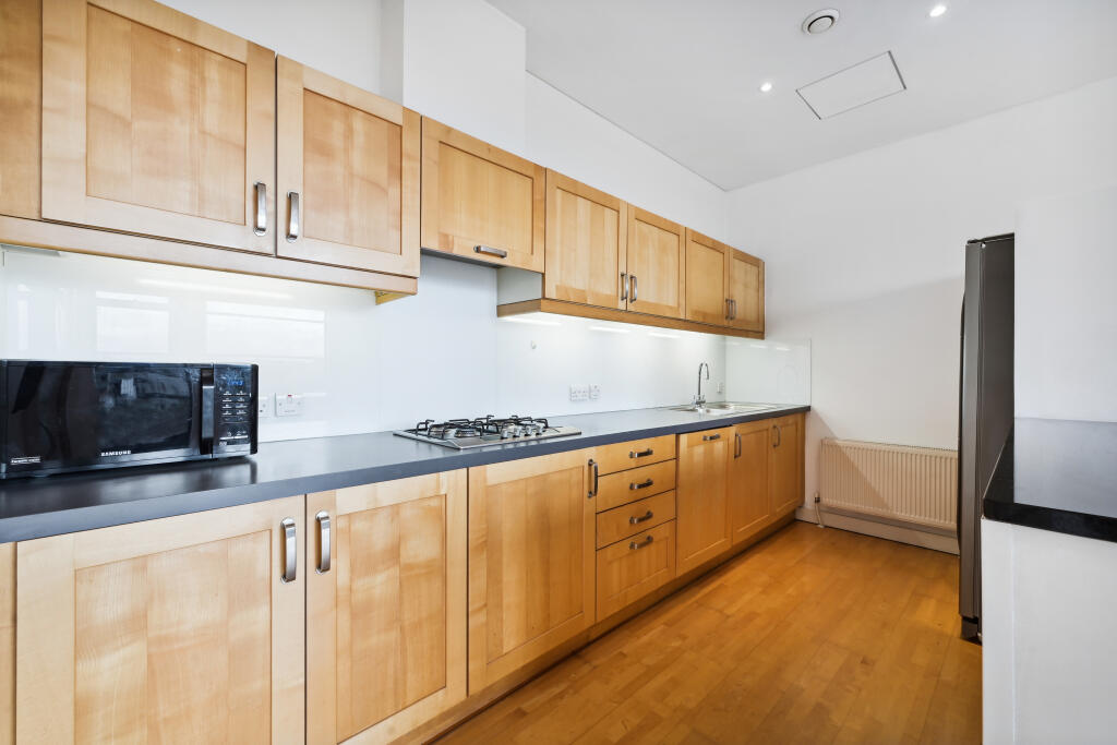 Flat 68, Chiswick Gr