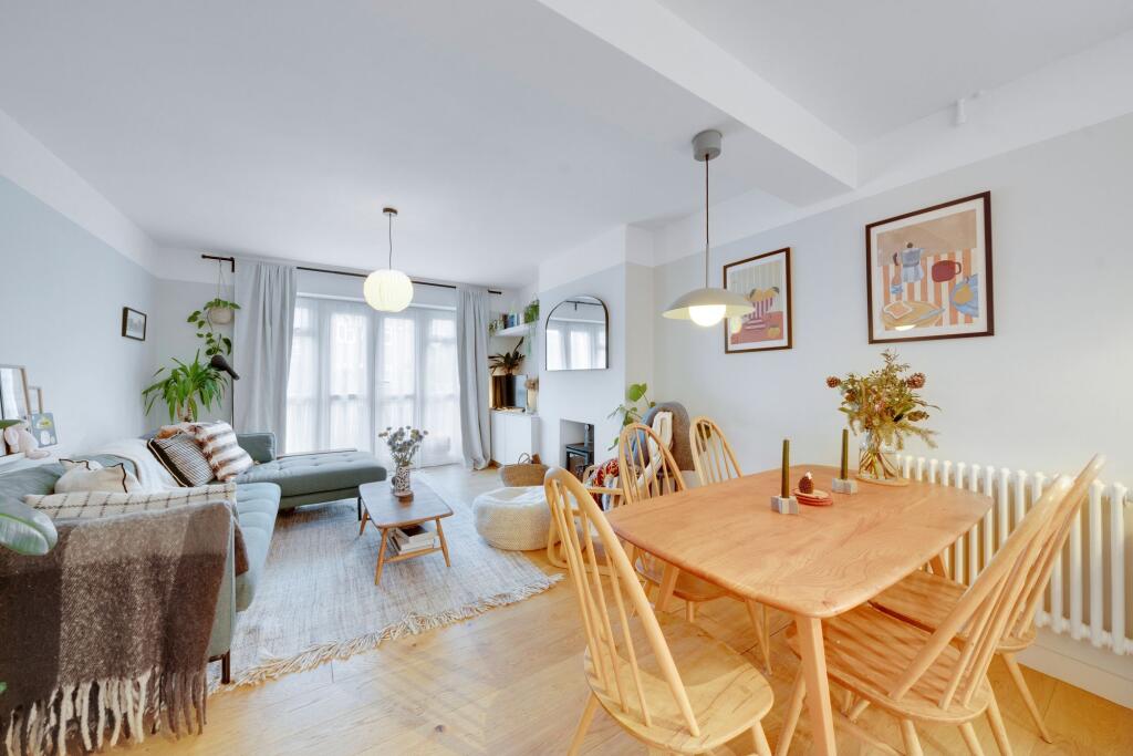 Reception Room &amp; Dining Area