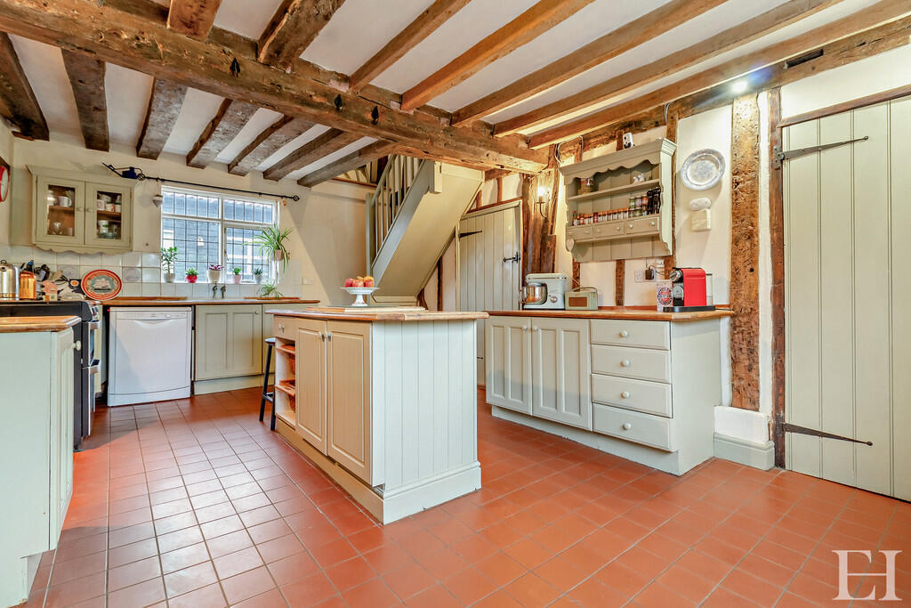 8594344-interiorW...