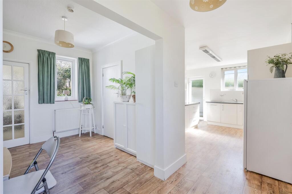 GREEN CURVE, 73 (19).jpg