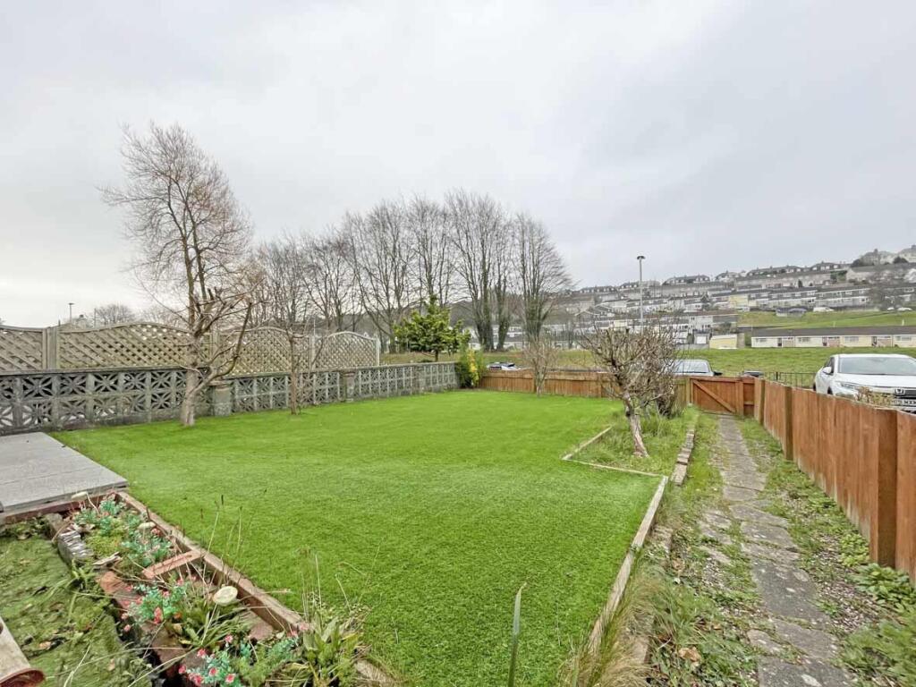 Laira Park Road 31 Front Garden Front.jpg