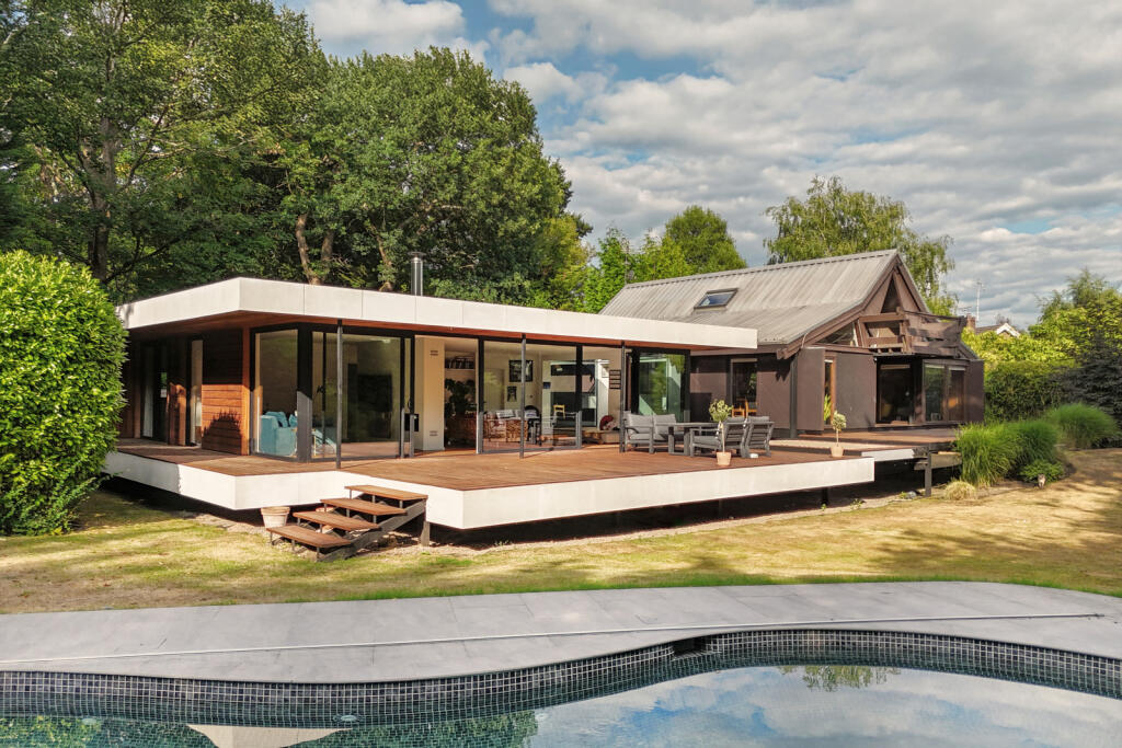 297646 - a0OP6000008p68QMAQ_N70.jpg