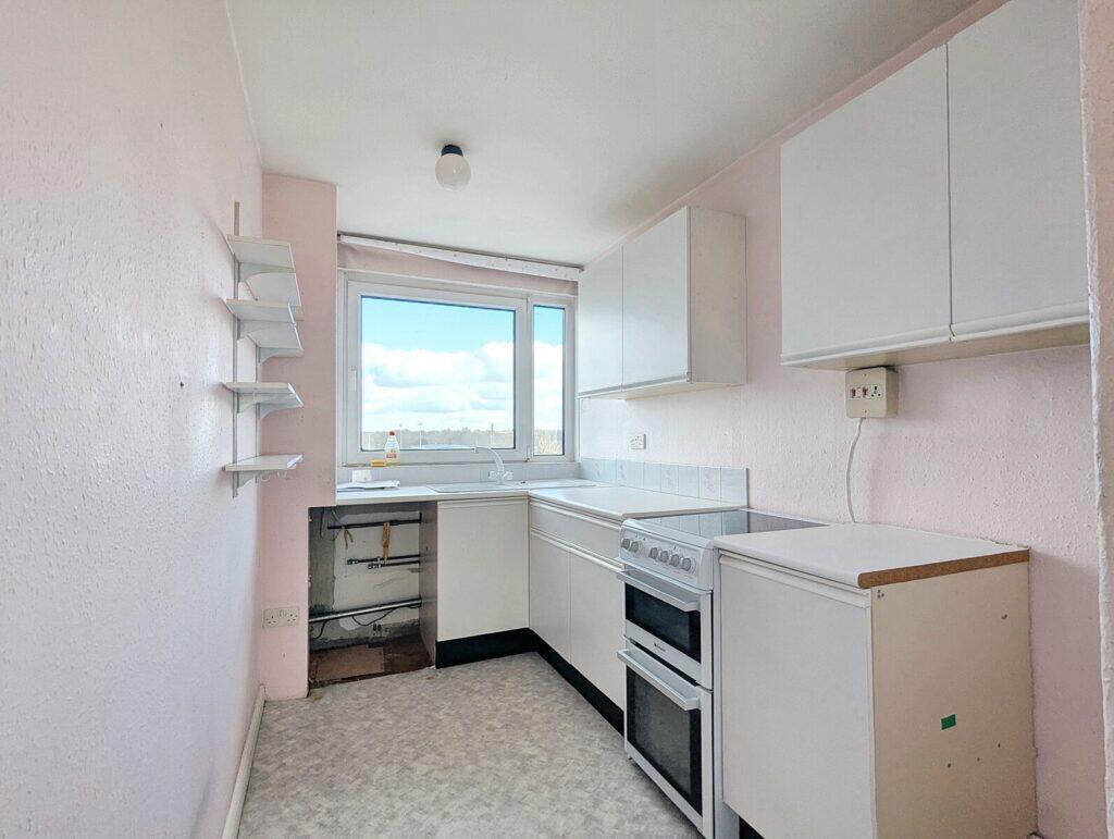 Lemare Lodge- Kitchen