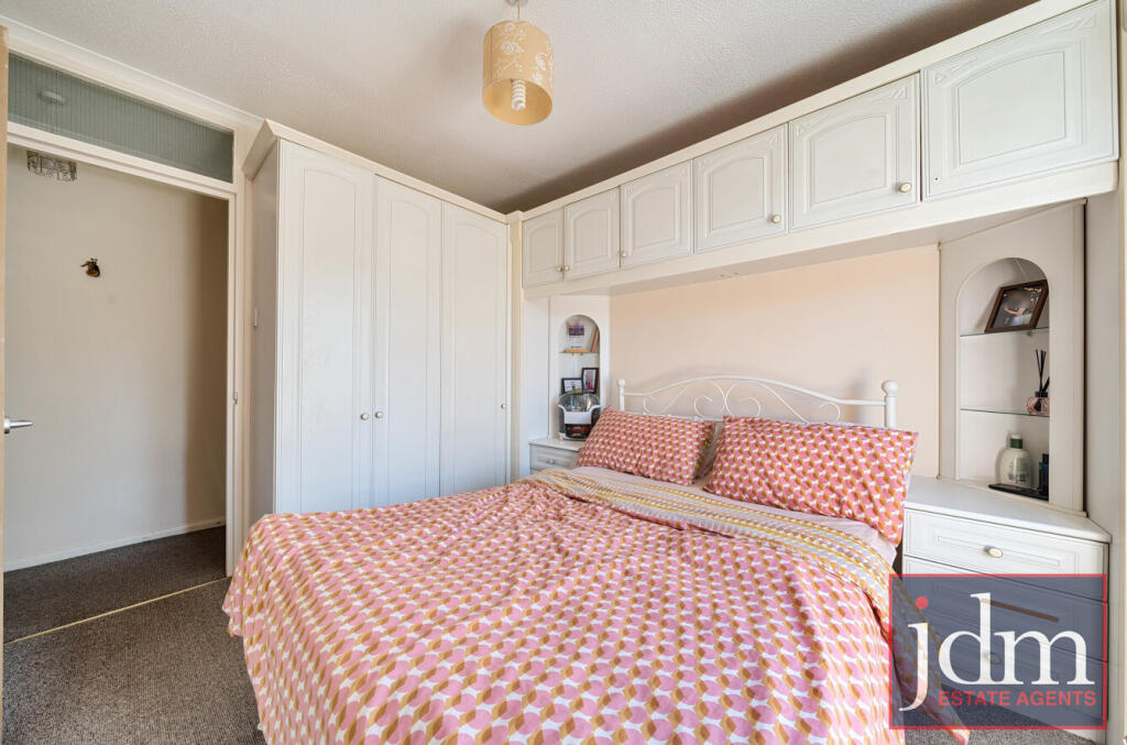 b1a60db6-251a-4d4...