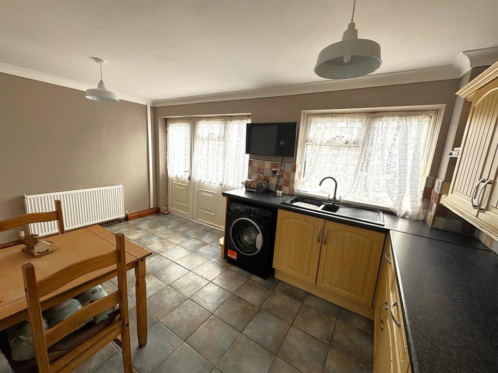 thumbnail_image2 (3).jpg