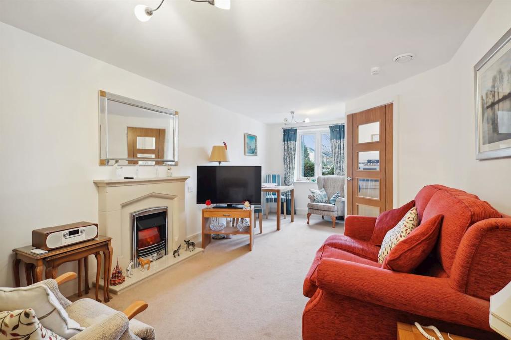 05-004fdfcf-dc16-4b30-b7ba-303d74da95e605-9c85c1cf