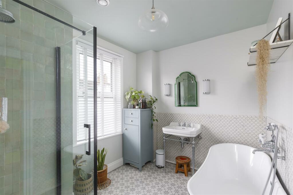 Bathroom First Floor