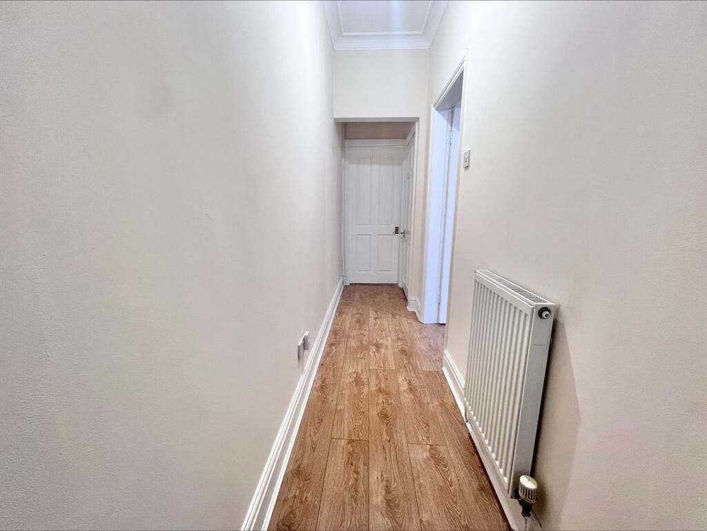 Entrance hallway.jpeg