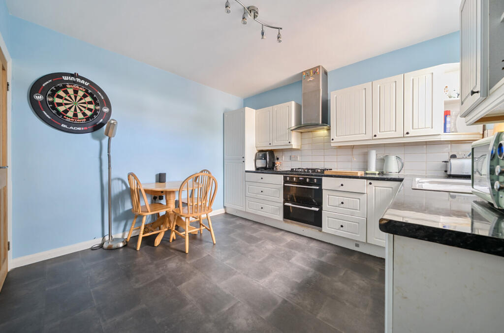 1320801-26-688a40...