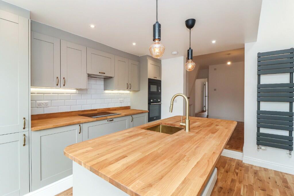 Kitchen/breakfast rm