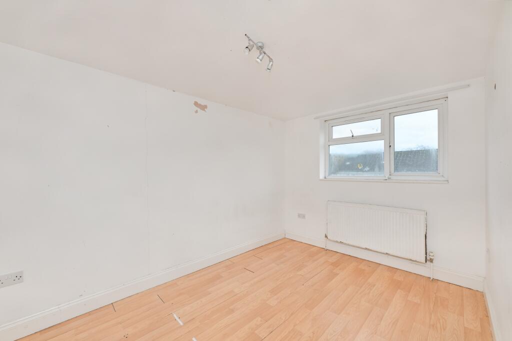 9A Fennells, Harlow, Essex, CM19 4RJ