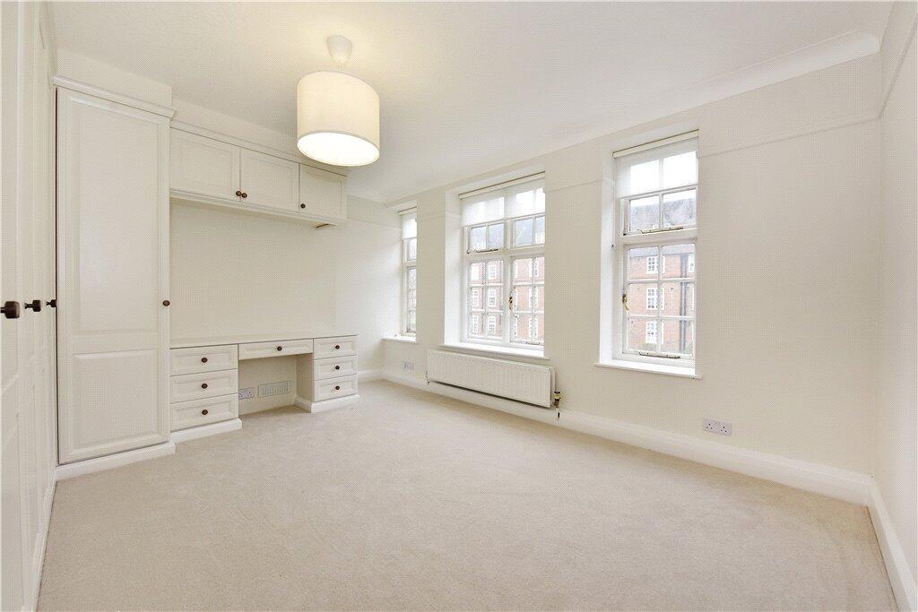 Bedroom/Study