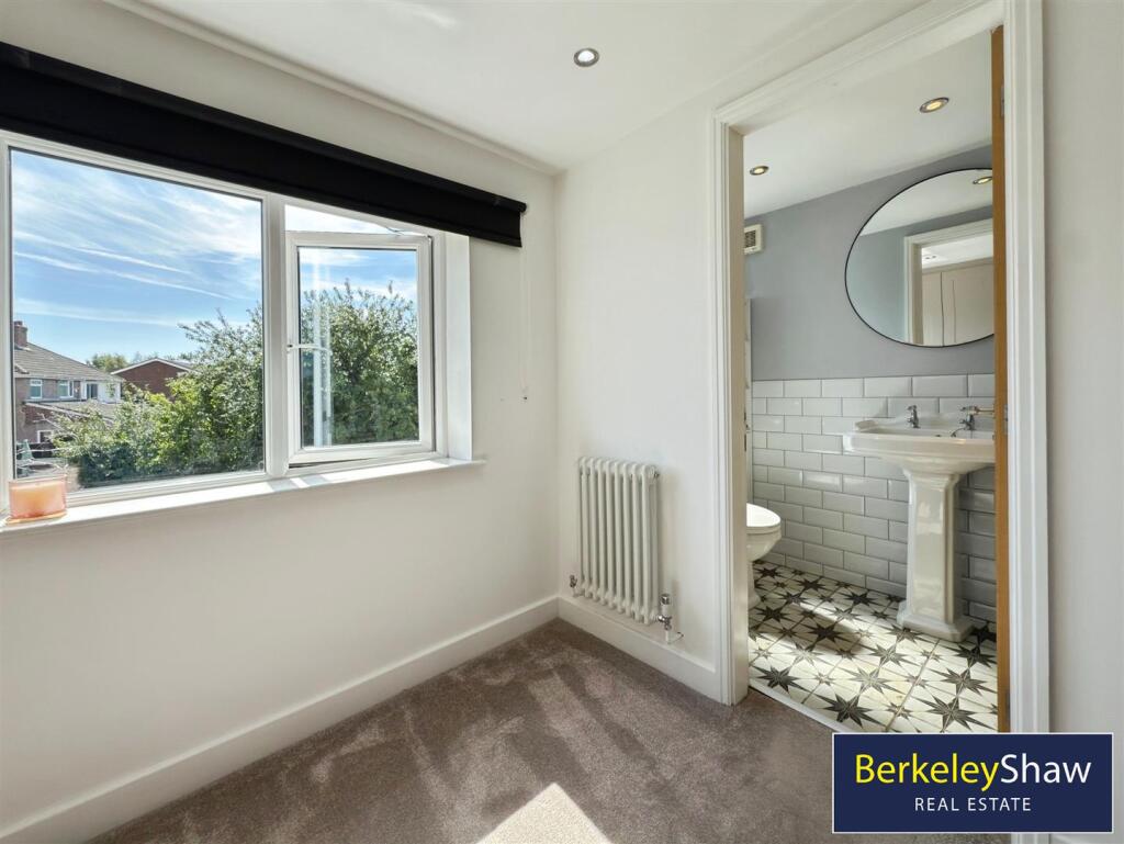 Main Bedroom with Dressing Area