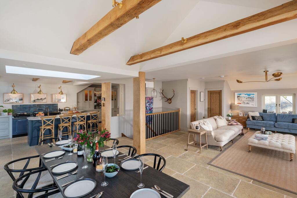 Open Plan Living Space_Yew Tree Cottage, Dittisham