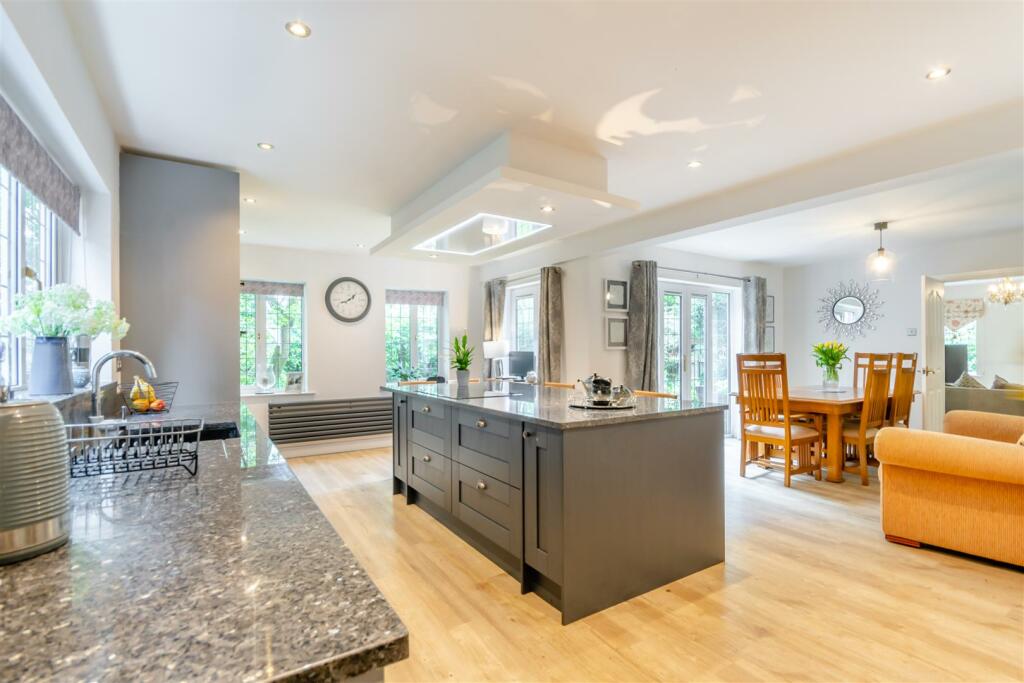 8550825-interior08.jpg