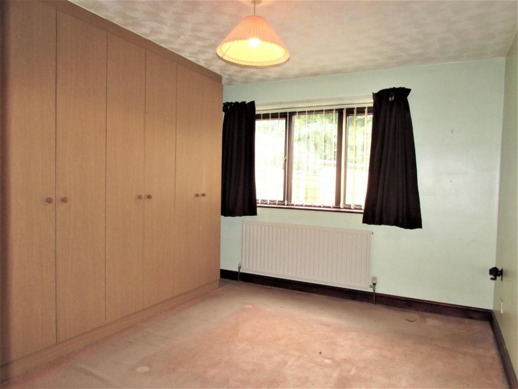 SilverbirchWay10bed1.JPG