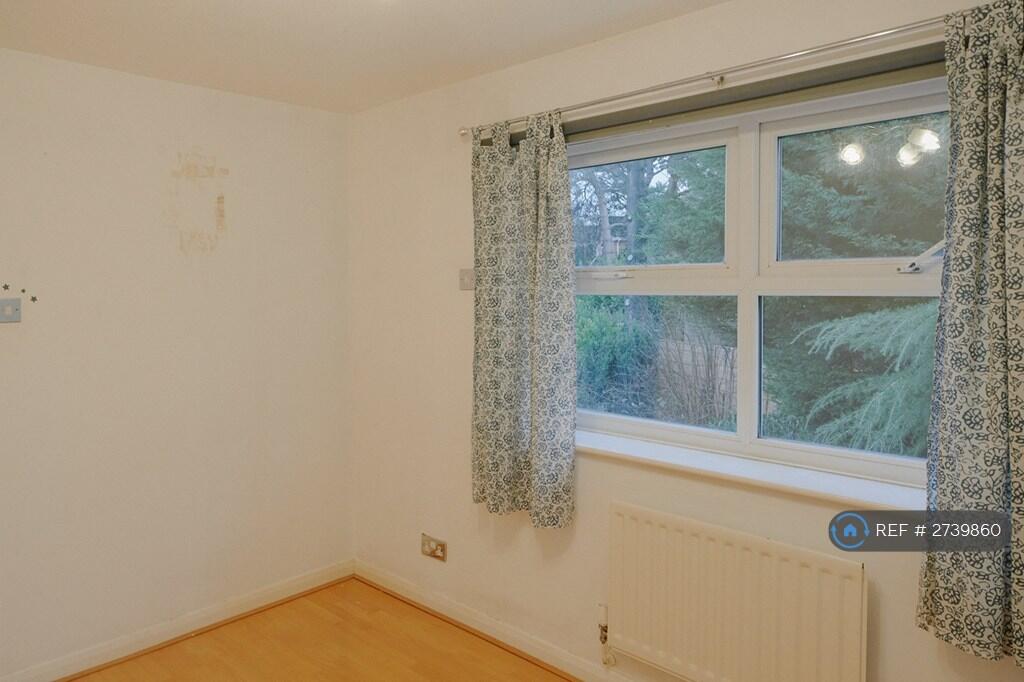 2nd Bedroom 2