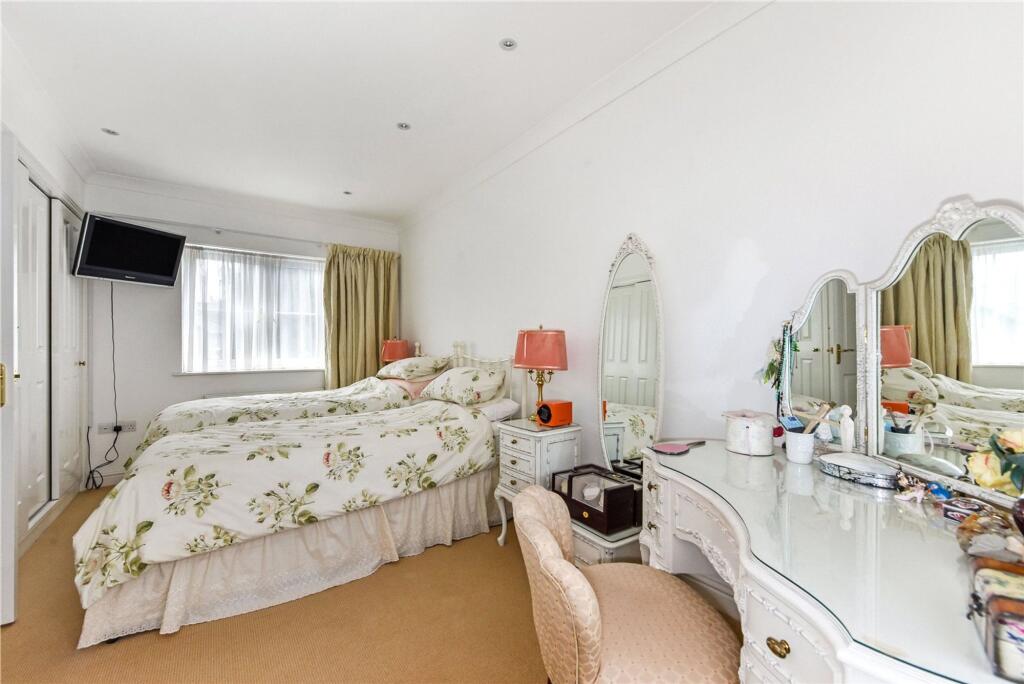 Main Bedroom